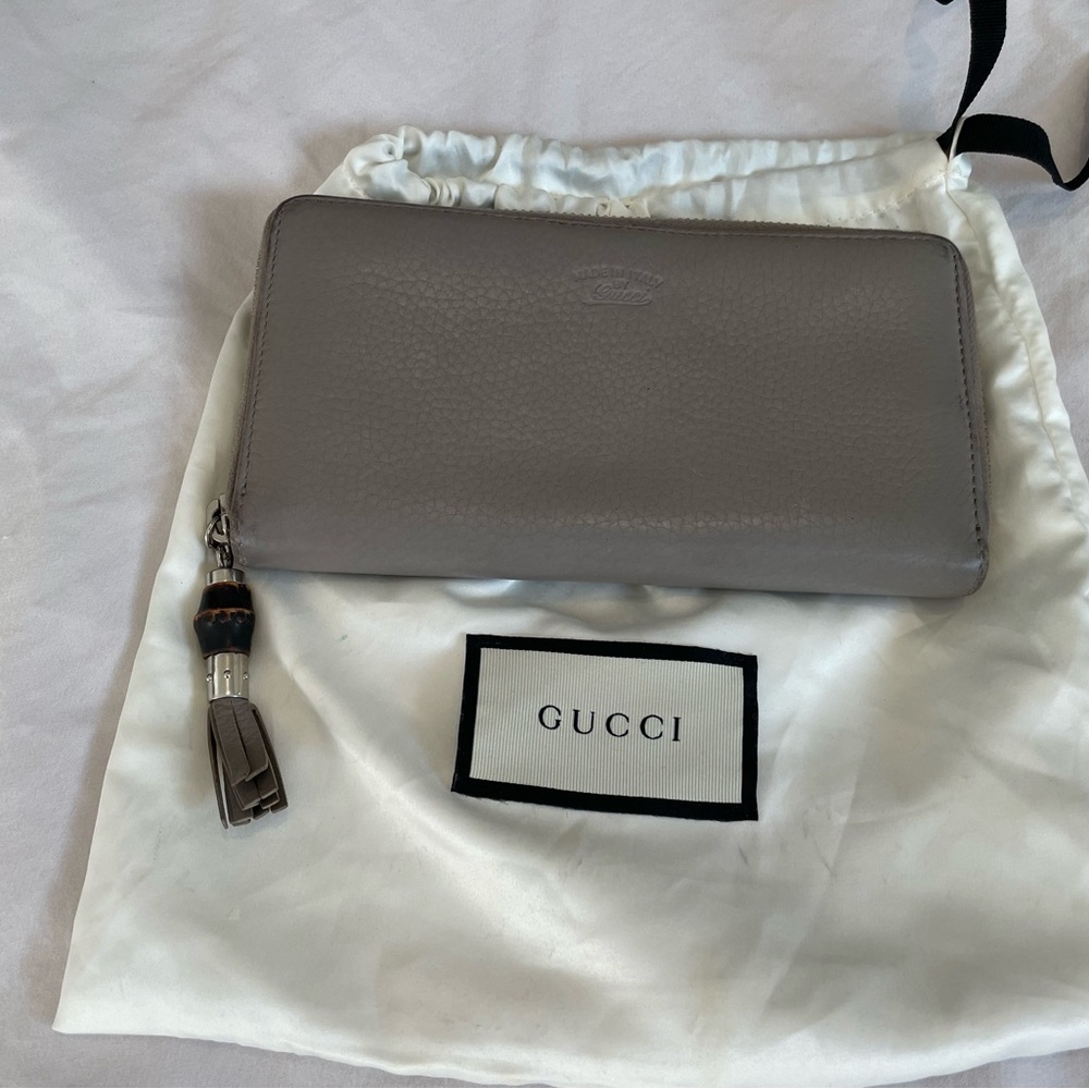 Authentic leather, Gucci wallet with bamboo tassel. - Picture 4 of 10